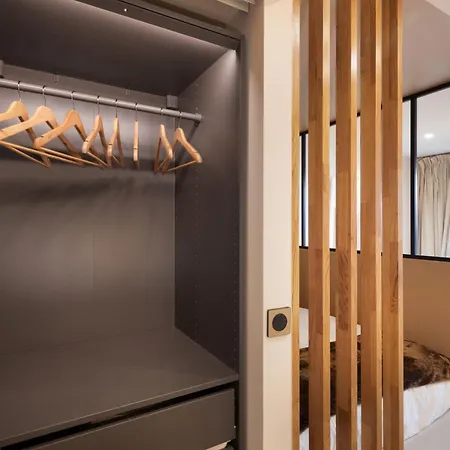 Apartment Cozystay - Luxury 1Br Champs Elysees Paris